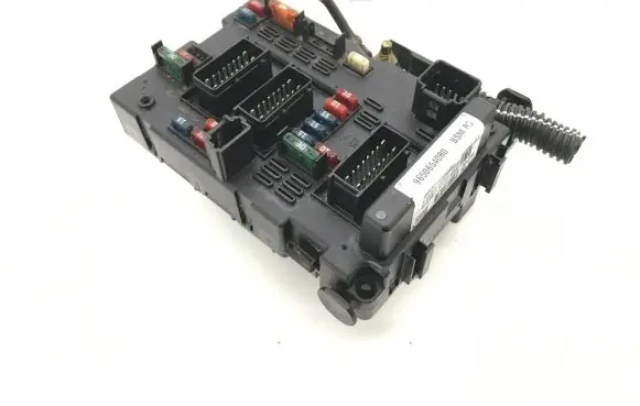 Peugeot 406 Fuse box set 9650654080