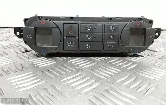 Ford Focus C-MAX Climate control unit 3M5T18C612AR