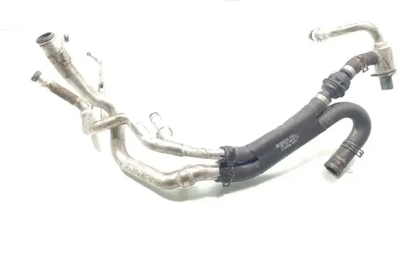 Audi A8 S8 D3 4E Engine coolant pipe/hose 07C121086M