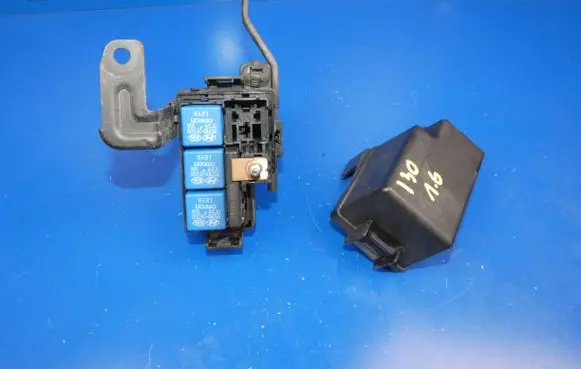 Hyundai i30 Fuse box set 