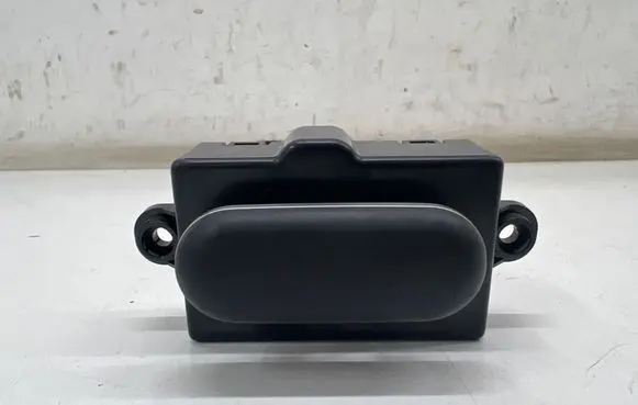 Hyundai Ioniq 5 Seat control switch 89978GI100