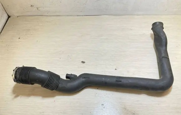 Intercooler hose/pipe