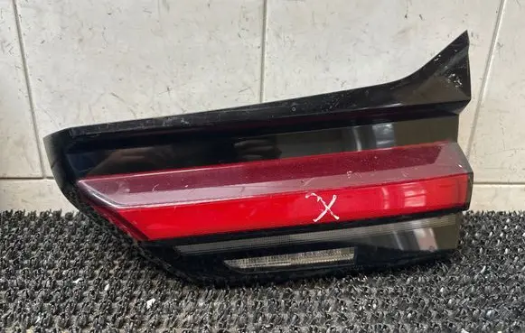 BMW 5 G30 G31 Tailgate rear/tail lights 8493832 662254 662000