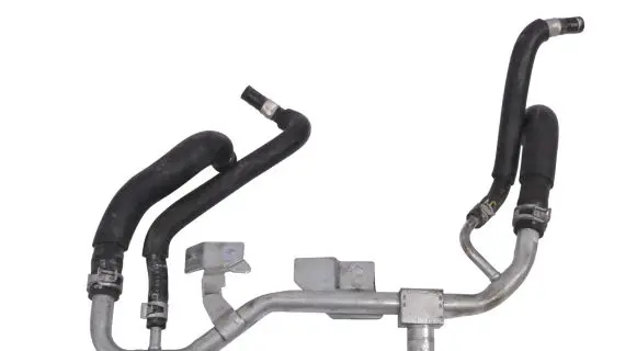 Infiniti Q50 Engine coolant pipe/hose