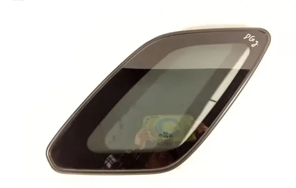 KIA Sportage Rear side window 43R000385 DOT748 878201F000