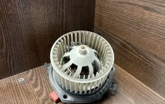 Iveco Daily 4th gen Heater fan/blower 197630200 658561J