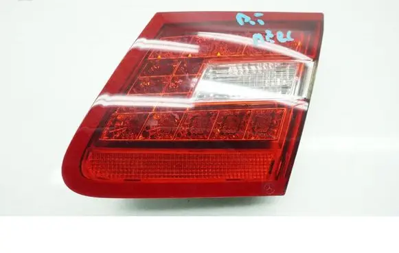 Mercedes-Benz E A207 Rear/tail lights 