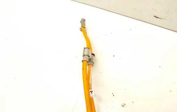 Tesla Model S Other wiring loom 105706810A
