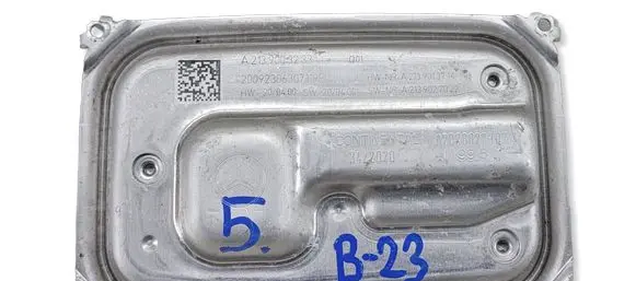 Mercedes-Benz E W213 LED ballast control module 2139003233KOLUMB 2139003233