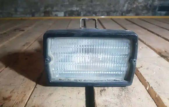 BMW 7 E38 Front fog light 301131936