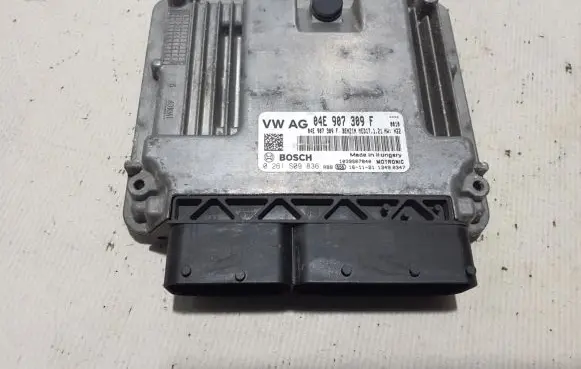 Volkswagen PASSAT B8 Engine control unit/module 04E907309F