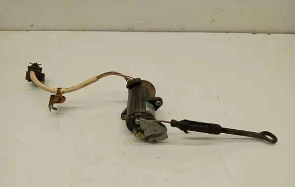 Volkswagen PASSAT B5 Accelerator pedal position sensor 0281002286 028907475AJ 871403163