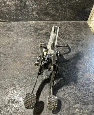 BMW X5 E53 Brake pedal 6759224 FH212002301