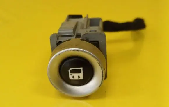 Peugeot 807 Electric sliding door switch 