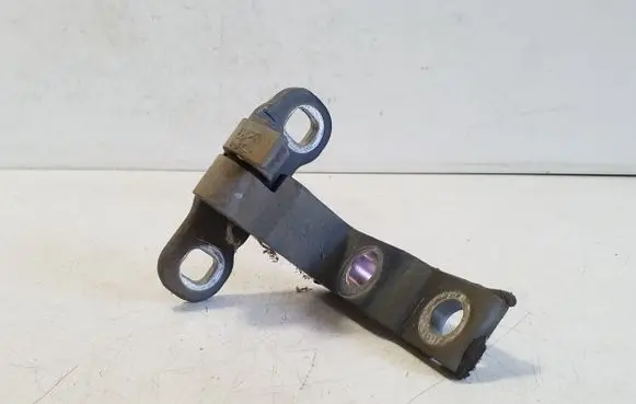 Volvo XC60 Front door lower hinge 31424603