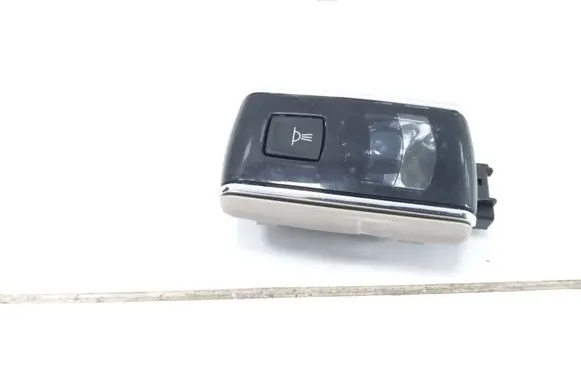 Peugeot 508 Rear seat light 8957400