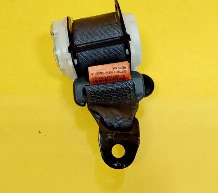 Mitsubishi Colt Rear seatbelt TKAB0EN188