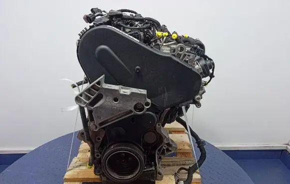 Volkswagen PASSAT CC Engine CRL