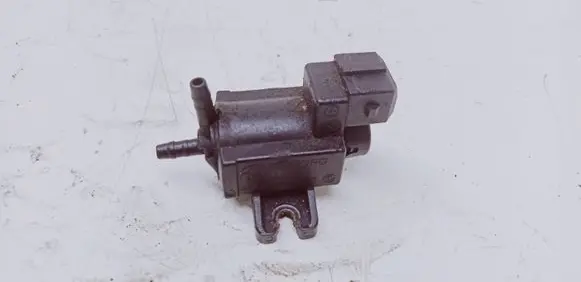 Volvo XC60 Turbo solenoid valve 70261300 31219977