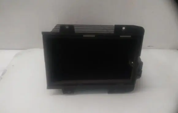 Nissan Murano Z50 Glove box central console K13323