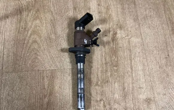 Ford Mondeo MK IV Fuel injector 9657144580