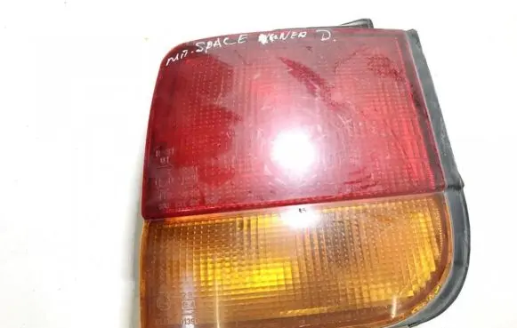 Mitsubishi Space Runner Rear/tail lights