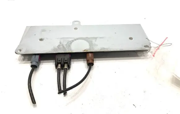 Audi A4 S4 B7 8E 8H Radio antenna 8E9035225AF