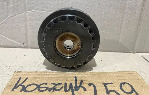 Audi A4 S4 B6 8E 8H Timing chain sprocket 06B109088A