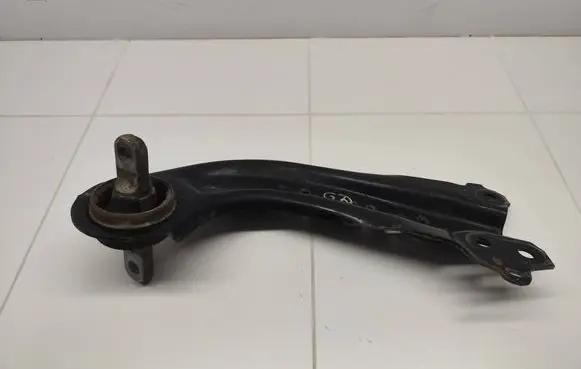 Toyota RAV 4 (XA50) Rear upper control arm/wishbone 