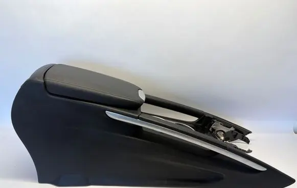 Mercedes-Benz ML W164 Armrest A1646801052 A1646801814
