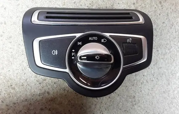 Mercedes-Benz C W205 Light switch A2059057007