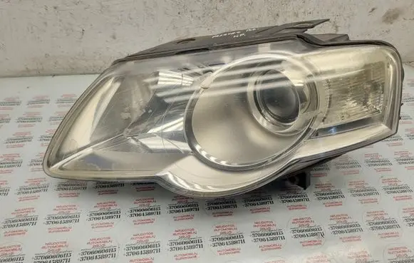 Volkswagen PASSAT B6 Headlight/headlamp 3C0941005Q