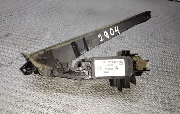 Volkswagen Golf V Accelerator throttle pedal 1K1721503P