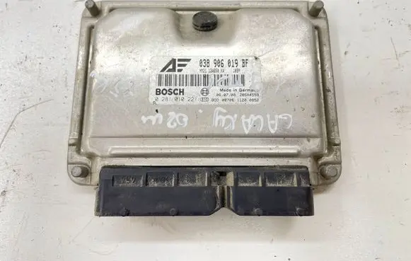 Ford Galaxy Engine control unit/module 0281010221 038906018BF