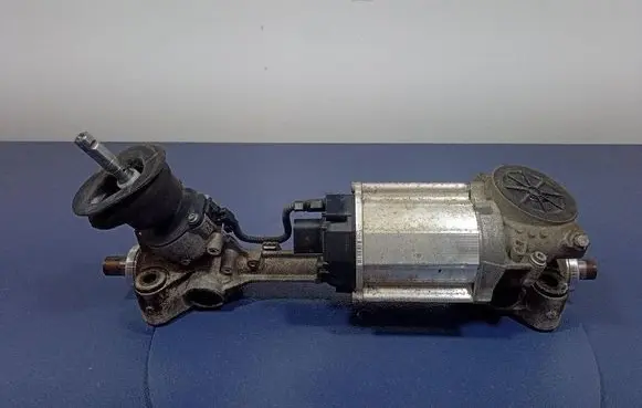 Opel Zafira C Steering rack 7817974104