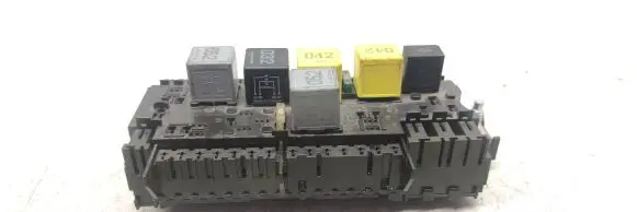 Mercedes-Benz Vito Viano W447 Fuse module A2469067100