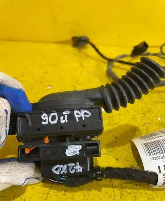 Opel Meriva B Front door wiring loom/harness boot 