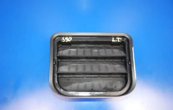 Volvo S90, V90 Quarter panel pressure vent 31369380