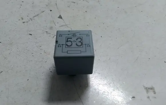 Volkswagen Caddy Other relay 141951253B 20240072