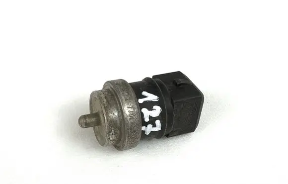 Nissan Qashqai Coolant temperature sensor 7700105087