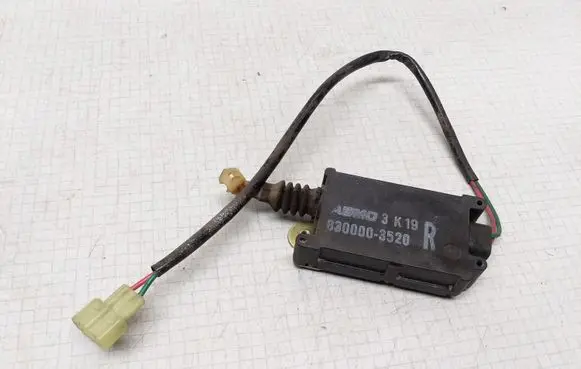 Mazda 323 F Central locking motor 8300003520