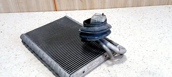 Audi A4 S4 B8 8K Air conditioning (A/C) radiator (interior) H1392005 P41675 52316990