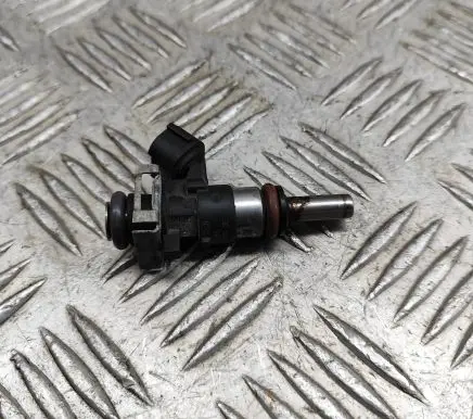 Audi A3 S3 8V Fuel injector 06L906031A 0280158266