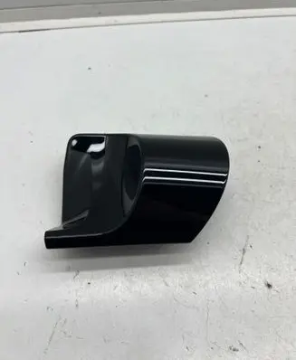 Dashboard glove box trim