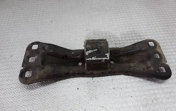 Mercedes-Benz C W203 Gearbox mounting bracket A2032420601