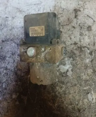 Ford Mondeo Mk III ABS Pump 0265800007 092138