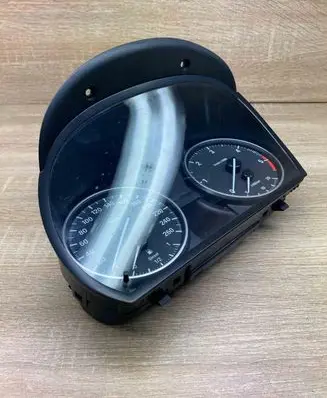 BMW 3 E90 E91 Speedometer (instrument cluster) 9166846 698006099