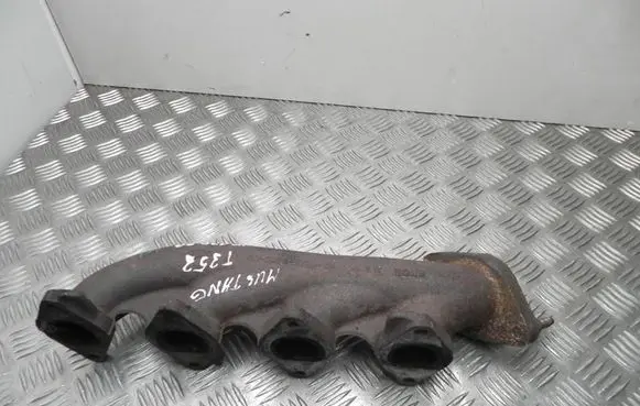 Ford Mustang IV Exhaust manifold RF4R3E9430CD VD17239