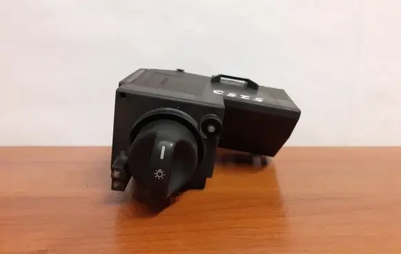 Mercedes-Benz E W210 Light switch 5253 2105452004