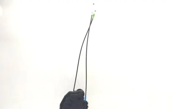 Toyota Auris E180 Rear door lock A084219